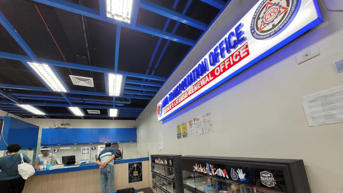 LTO driver’s license renewal