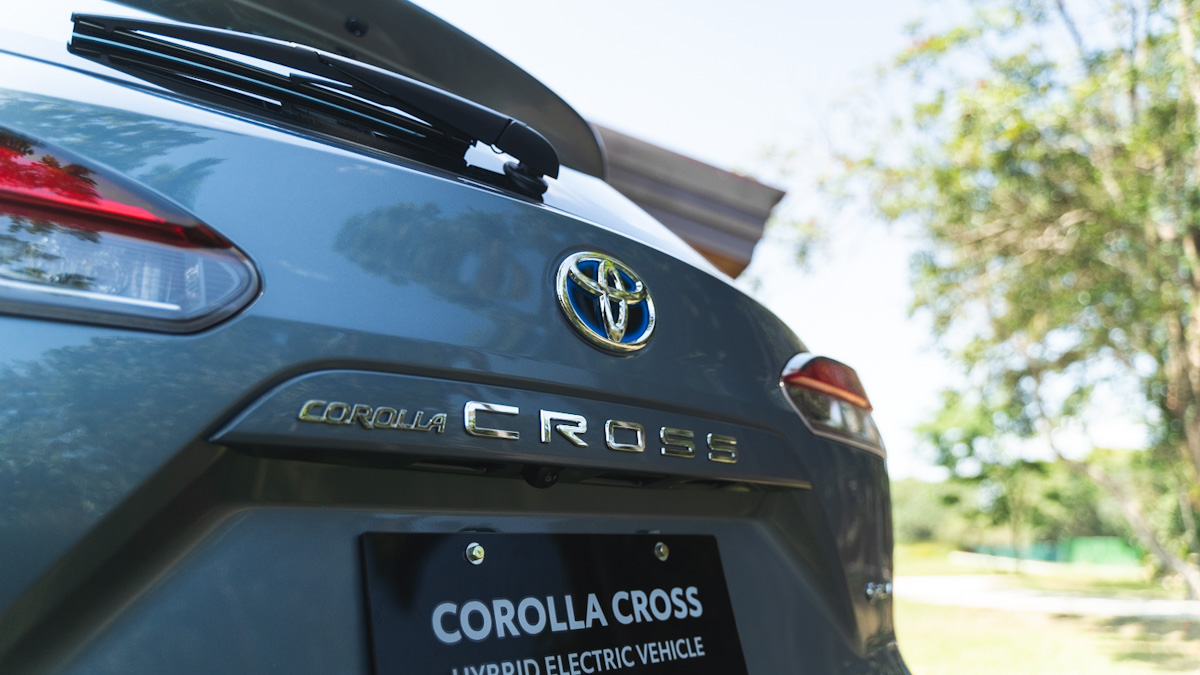 facelifted toyota corolla cross 2024